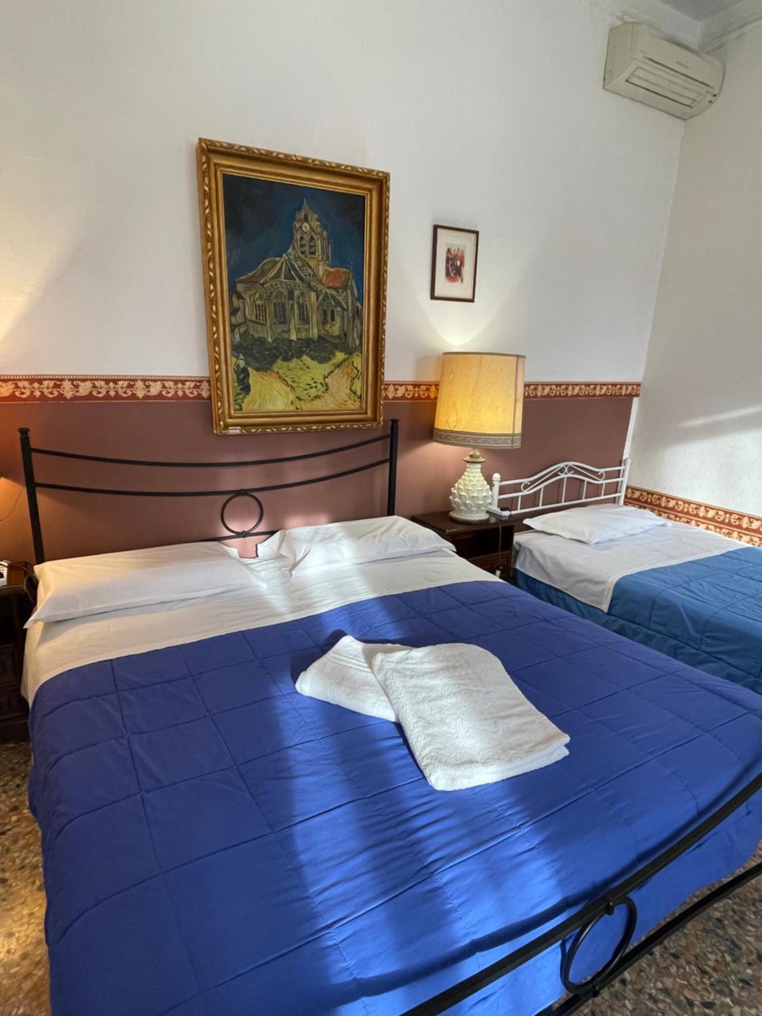 Princess Guest House Canal View البندقية المظهر الخارجي الصورة