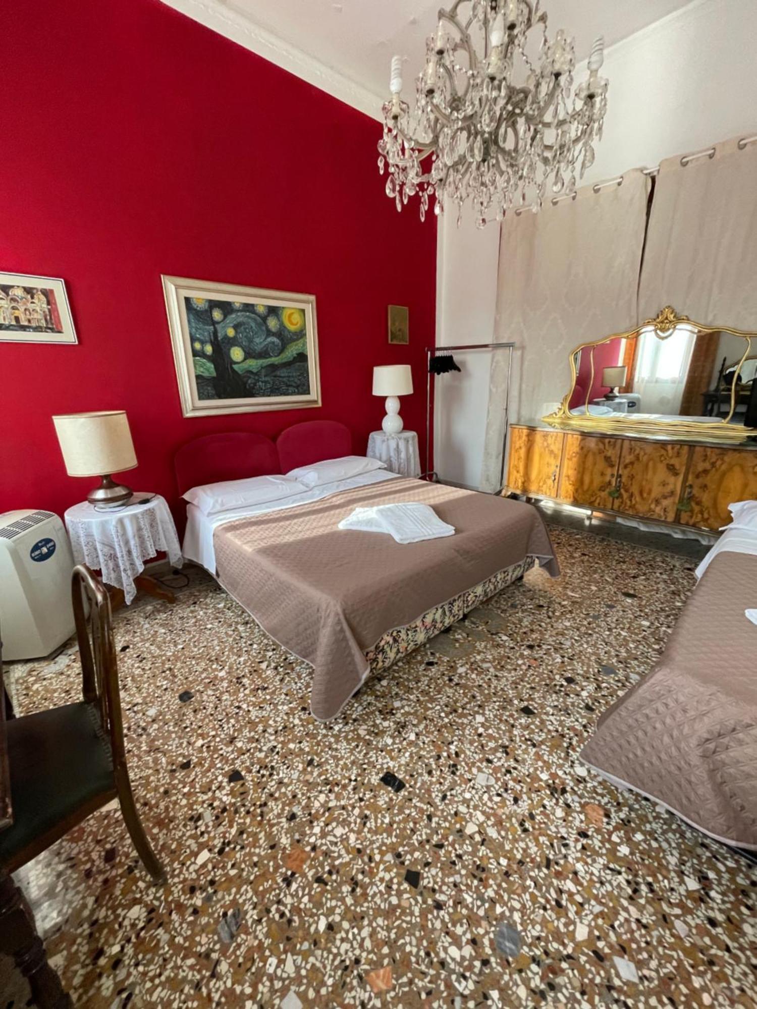 Princess Guest House Canal View البندقية المظهر الخارجي الصورة