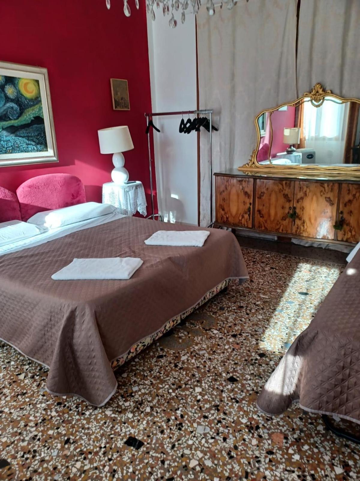 Princess Guest House Canal View البندقية المظهر الخارجي الصورة