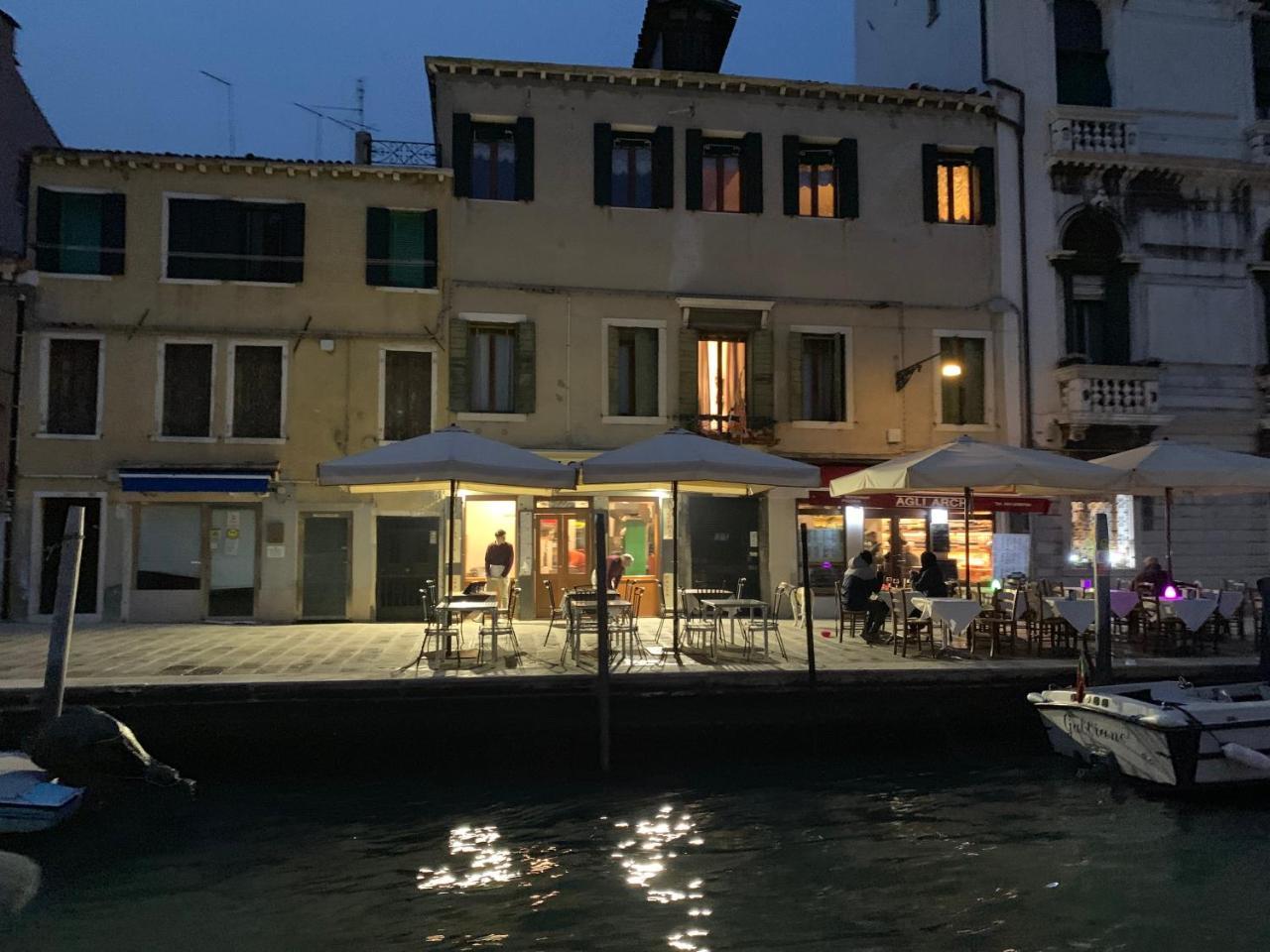Princess Guest House Canal View البندقية المظهر الخارجي الصورة